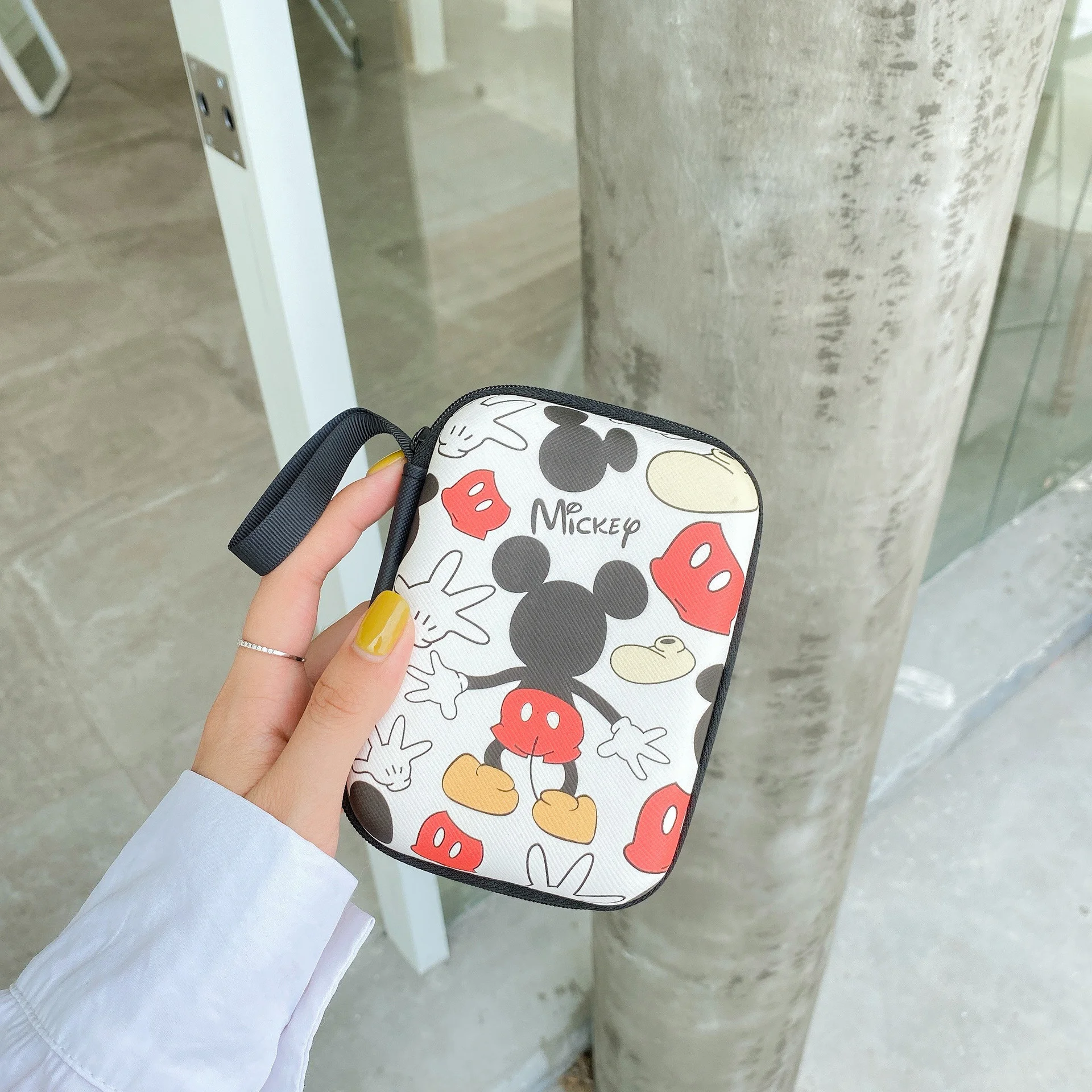 

Disney Cartoon Princess Mickey Mouse Creative Coin Purse Girl Mini Coin Bag Portable Pendant Jewelry Key Storage Bag