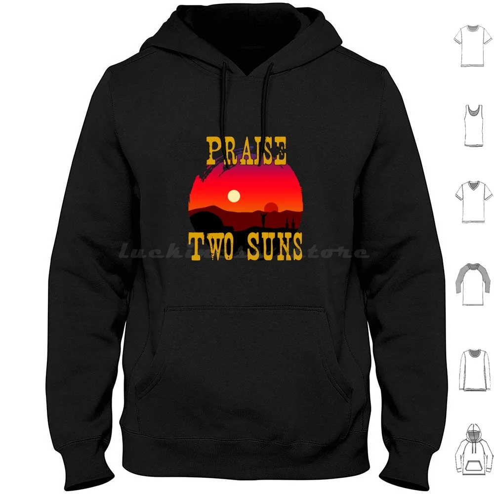 

Худи с длинным рукавом и надписью «Two Suns»
