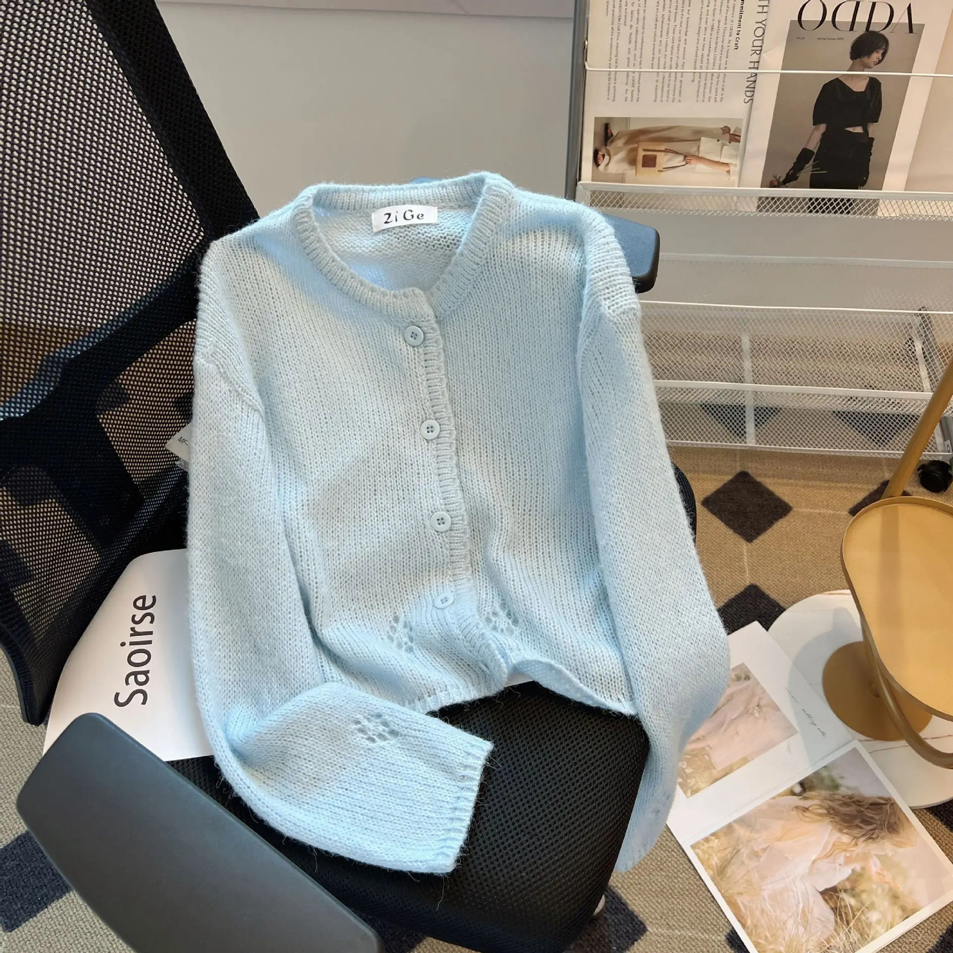 

Hollow-out sweater sweater cardigan autumn women's new age-reducing foreign soft waxy knitting