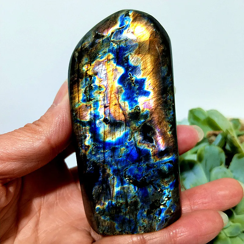 

Лабрадорит EBET, кристалл