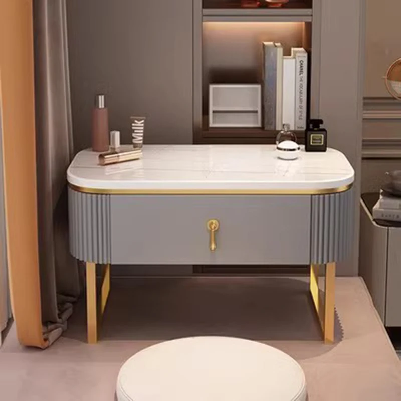 Рисунок 3 - Светодиодный туалетный столик для хранения