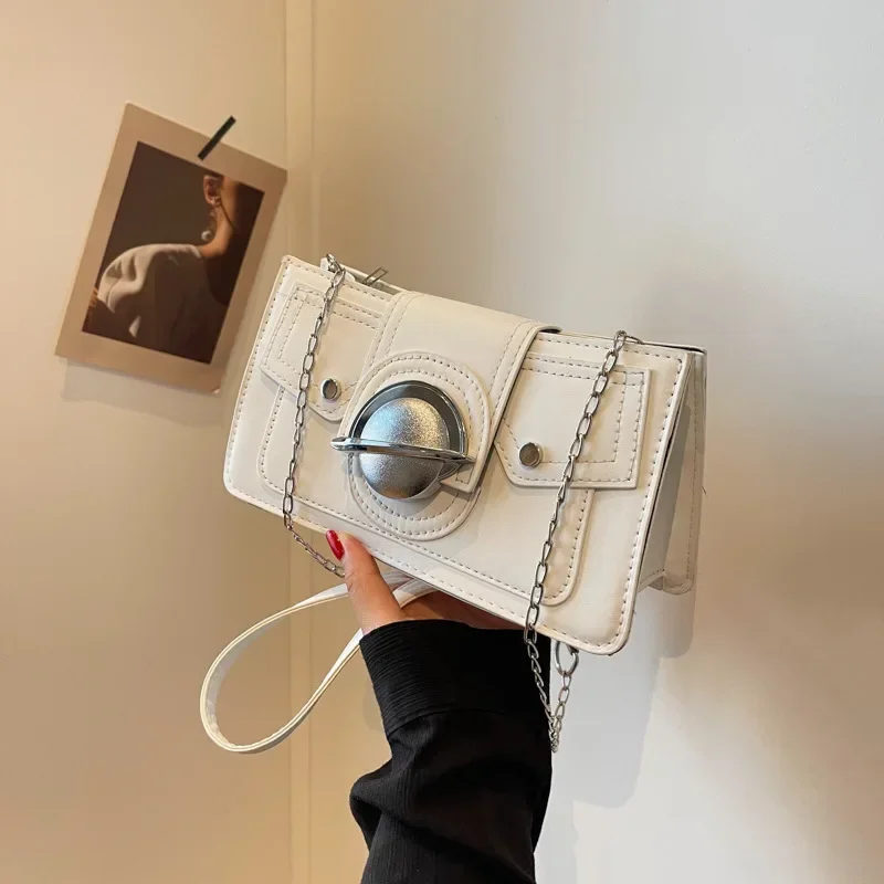 

New PU Small Square Bag with Chain Single Shoulder Crossbody Bag Cosmic Lock Small Square Bag