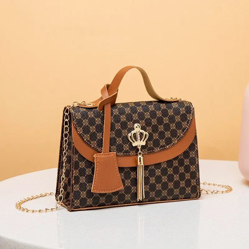 

Женская кожаная сумка с кисточкой, маленькая квадратная Повседневная сумка через плечо, сумки