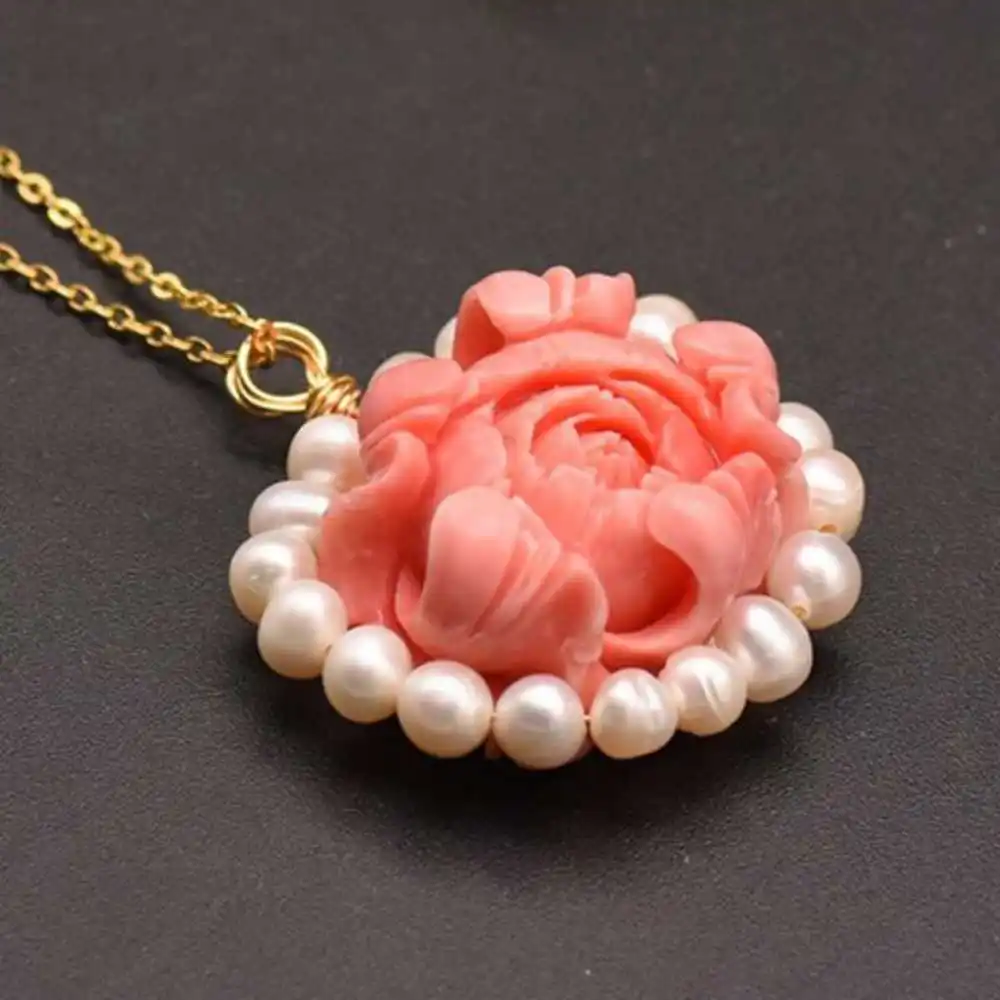 

2022 New Natural Freshwater pearl pink coral flower pendant Fashion Cross Chain Natural New Silver Women Wedding Gifts Jewelry