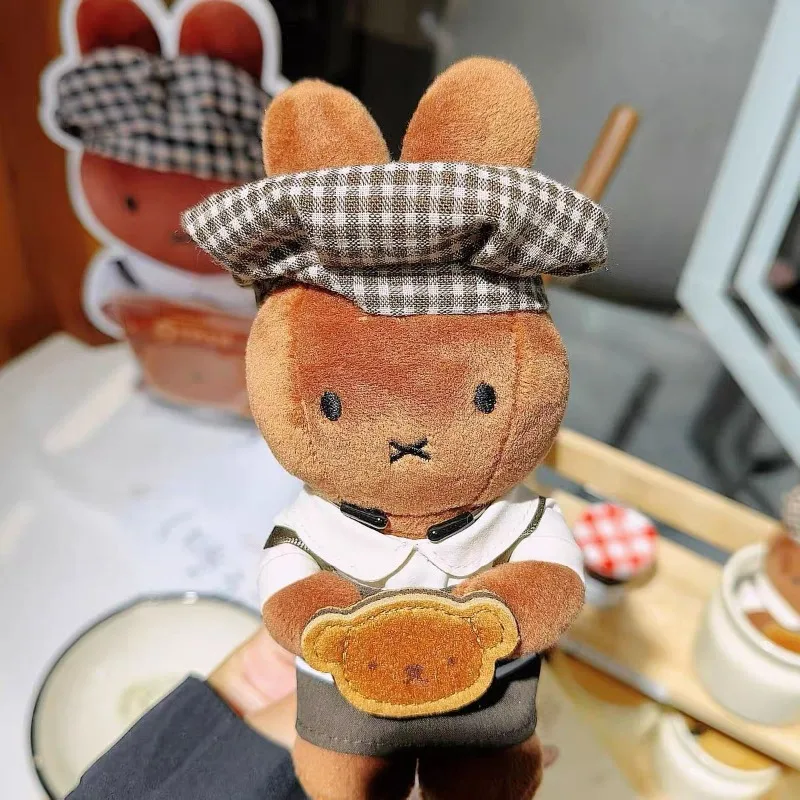 Фото Kawaii аниме мультфильм Miffy Toast Chef ограниченная серия плюшевый брелок милый плюшевый для девочек пара рюкзак подвески Рождественский подарок №3