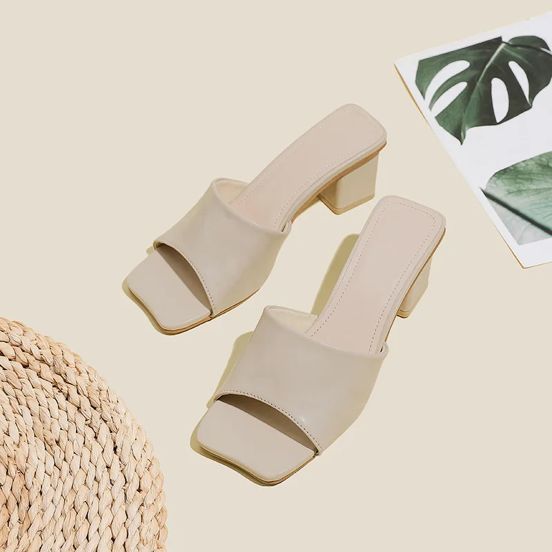 2022 New Square Toe Summer Women Designer Slippers Sandals Fashion Solid Color Ladies Low Heels Slides Shoes Slippers Women
