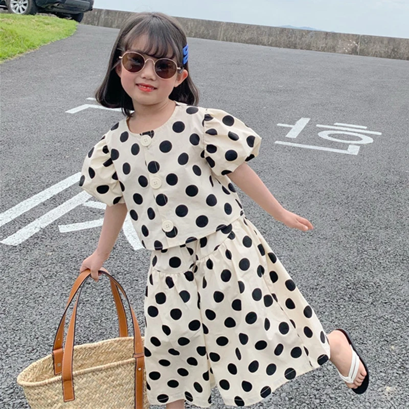 

Baby Girls Polka Dots Clothes Sets Kids Puff Sleeve Shirt Tops Culottes Two Piece Children Beach Casual Clothing 3-8 Years Ropa