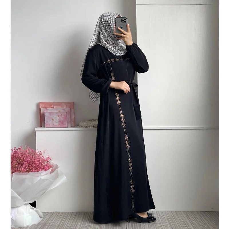 

Новинка 2023, элегантное модное однотонное платье в мусульманском стиле с круглым вырезом и длинным рукавом, женское арабское облегающее пла...
