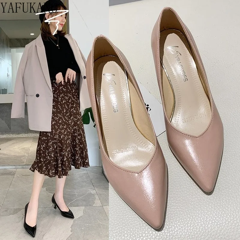 

Cat Heel Single Shoes Womens Pumps 5cm Mid Heel Simple V Mouth All-Match Career Work Shoes Black Pointed Toe Stiletto High Heels
