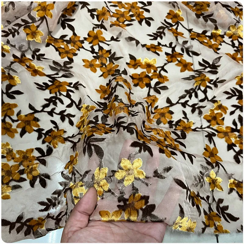 

Прозрачная Шелковая бархатная ткань с желтыми цветами, хлопковая ткань, платье, рубашка, одежда, ткань 12081