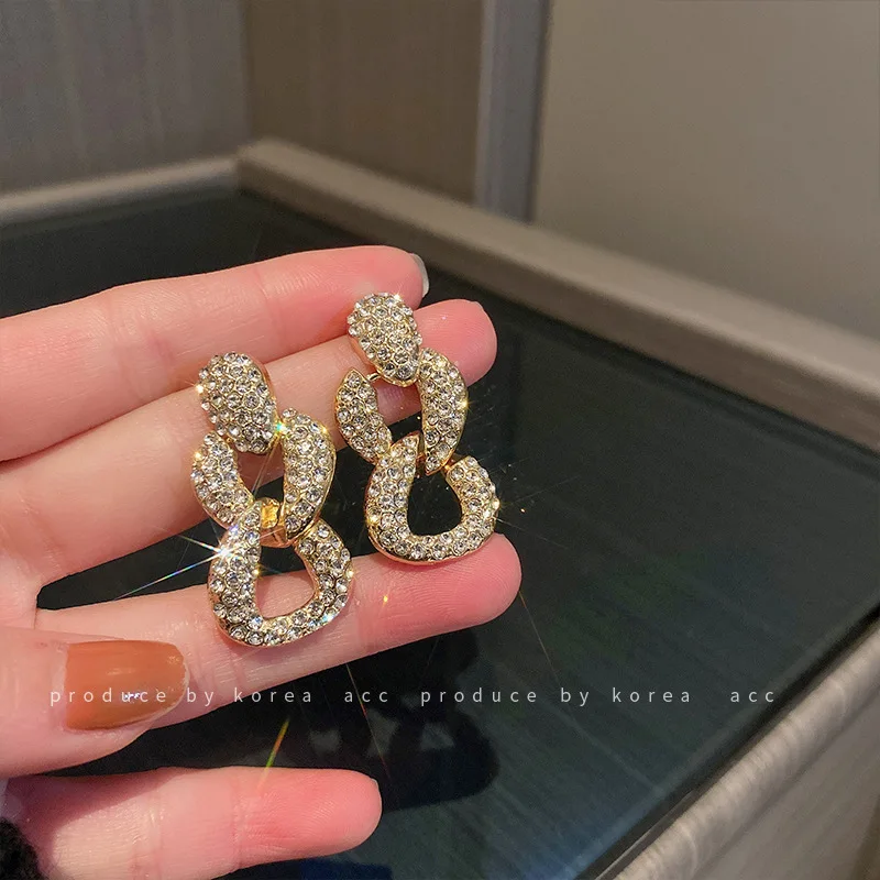 

Korea Retro Metal Rhinestone Earrings Fashion Crystal Earrings Trendy Temperament Earrings Jewelry Gifts