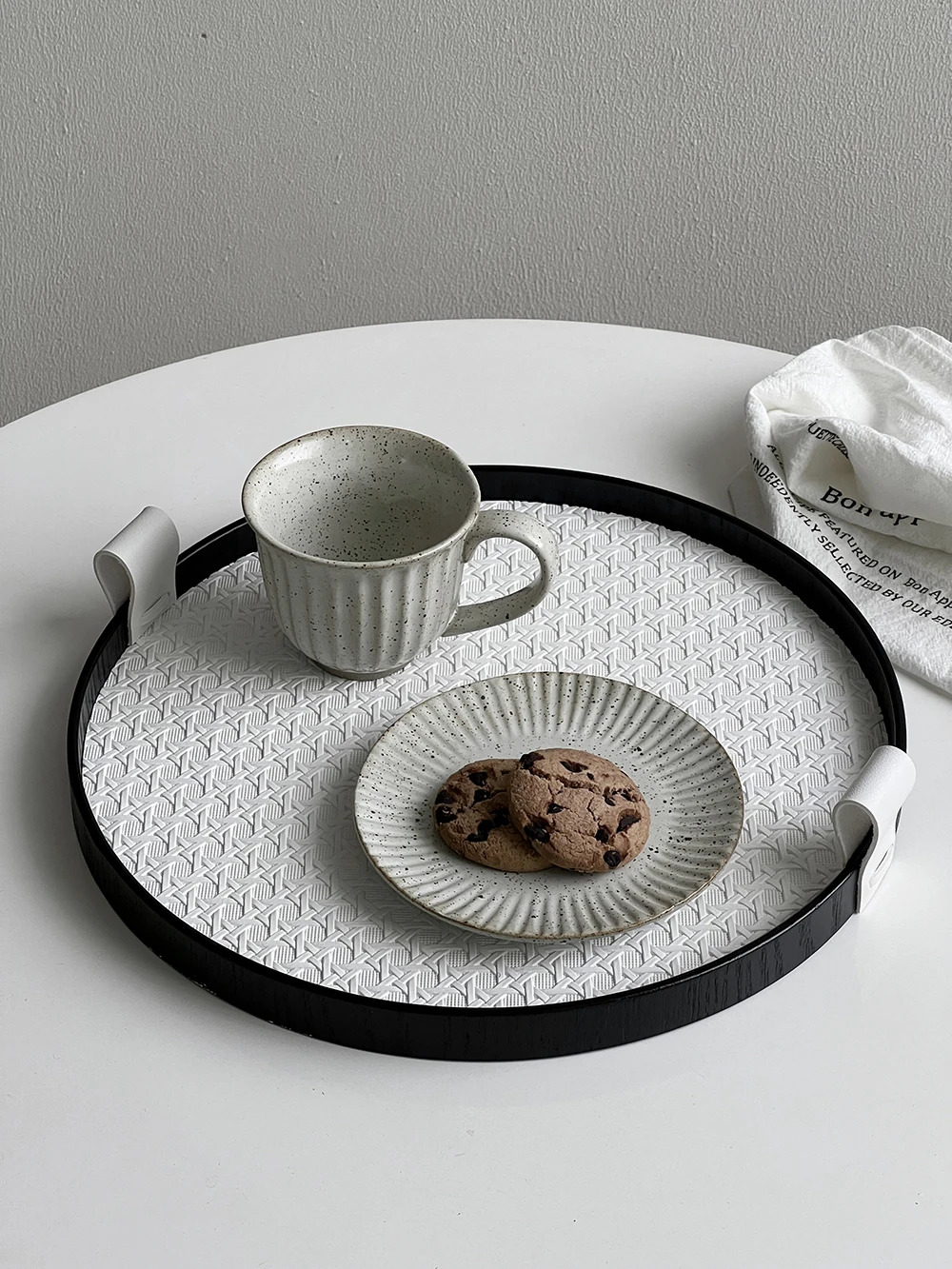 Круглый поднос для украшений в скандинавском стиле плетеный кожаный лоток