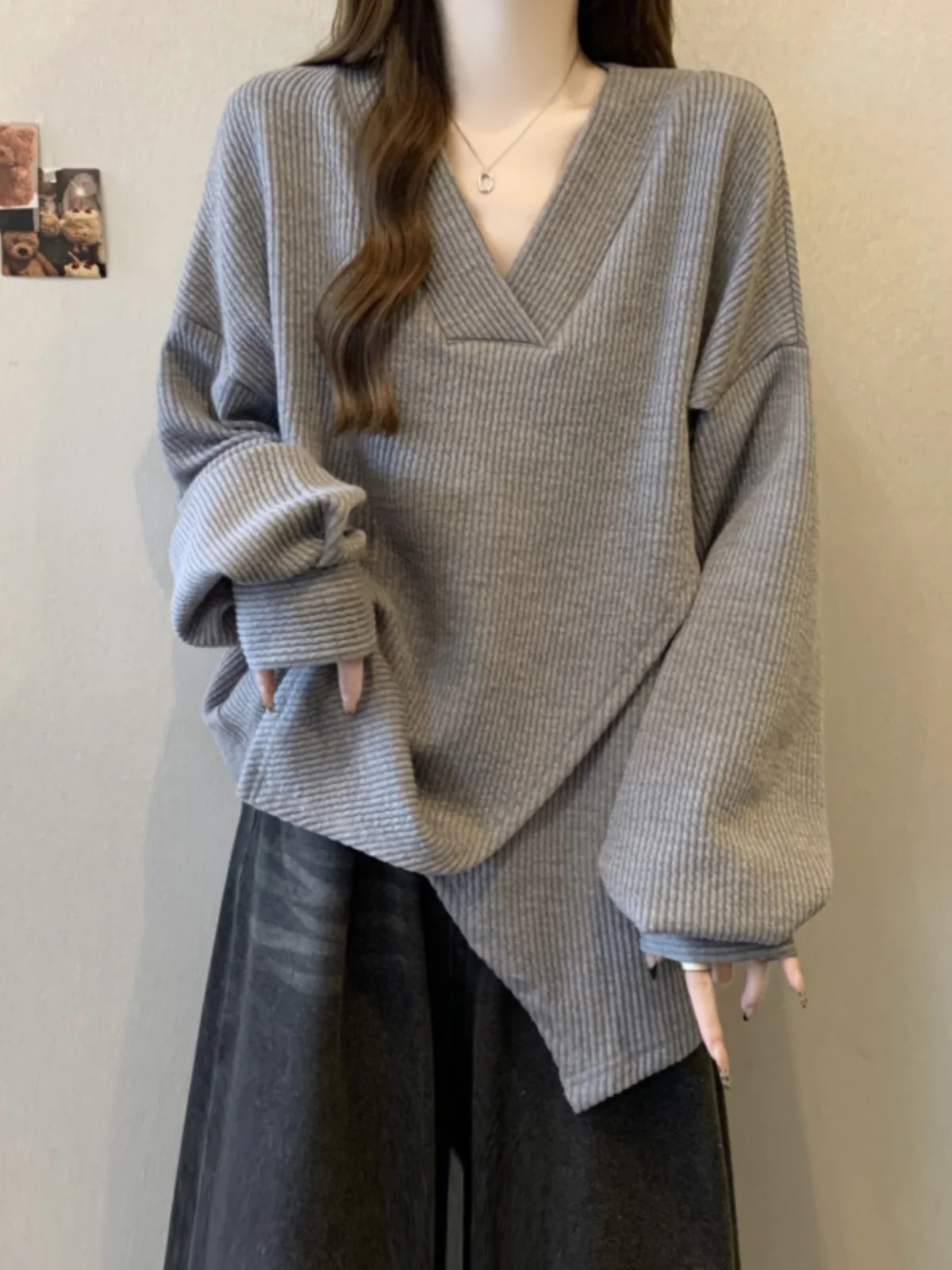 Большой размер Дизайн Idle Sle Свободное ощущение V-образный вырез Крест Длинный