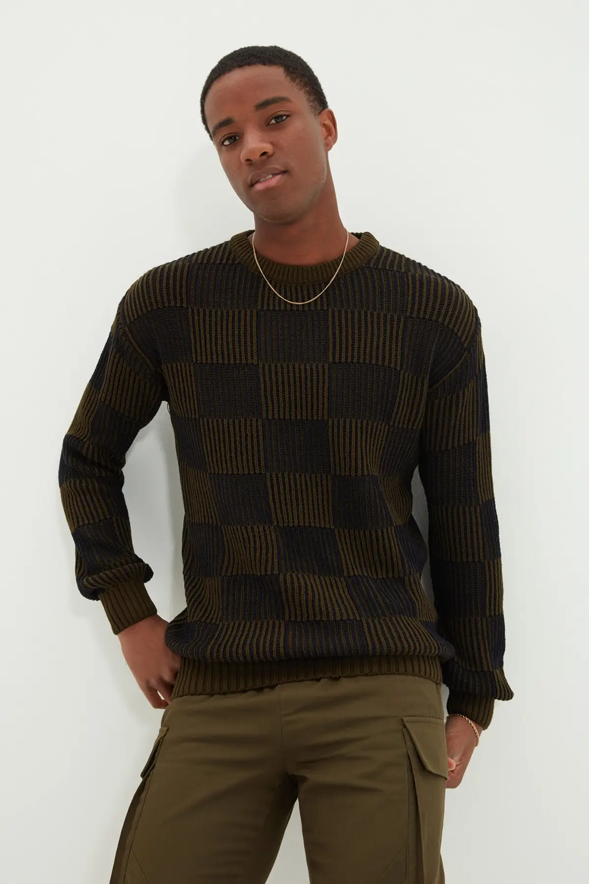 Trendyol Men 'S Regular Fit Cycling Collar Two-Color Sweater TMNAW22KZ2158