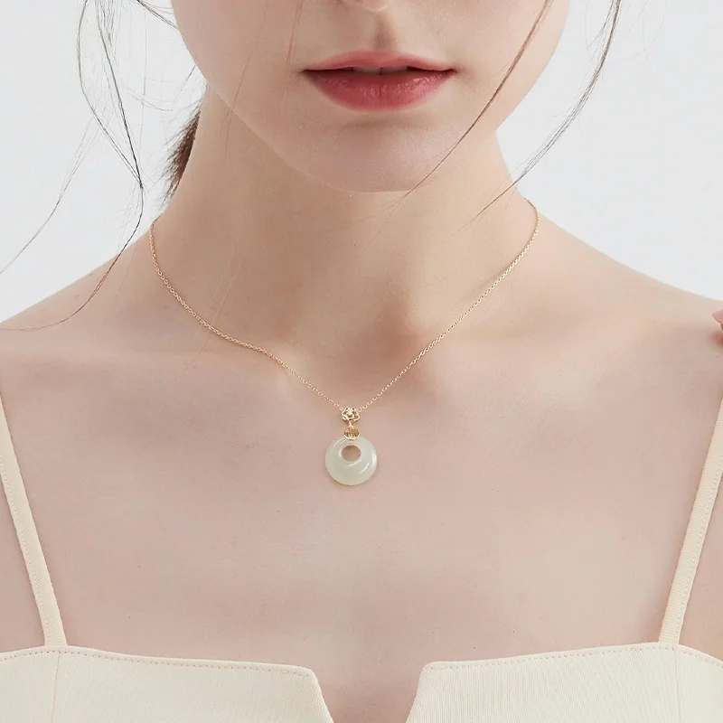 Meirui Mi Hetian нефритовое ожерелье с пряжкой мира легкое роскошное колье 2024 новое