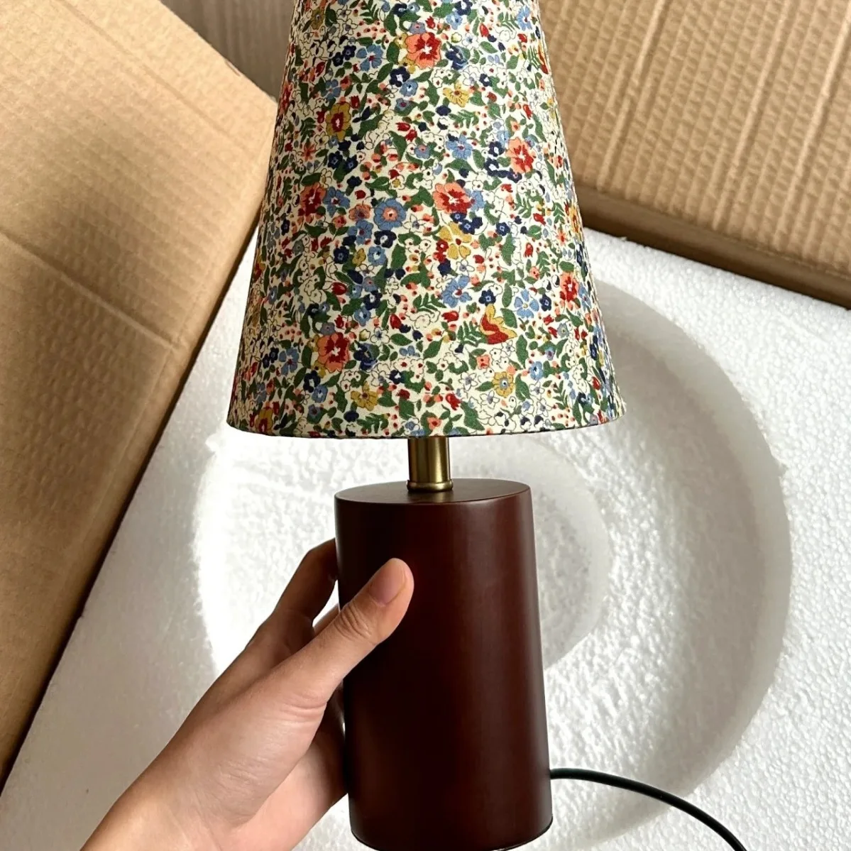 Настольная лампа NoEnName_Null цветочная