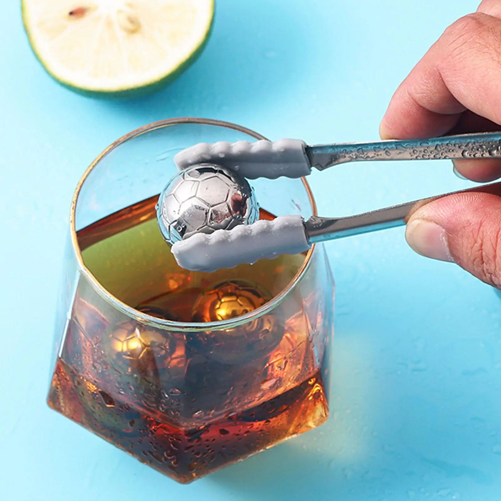 

4/6/8pc With Clip Steel Football Shape For Celebrate European Cup Whisky Wine Cooling Puck For Bar Acce C1b4