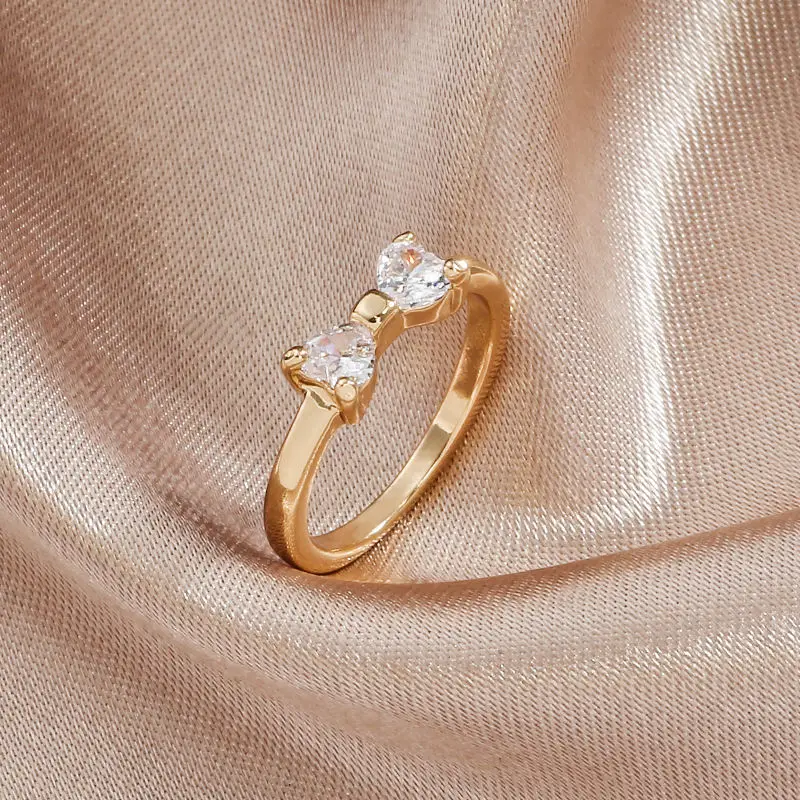 

Корейская версия модного кольца с бантом из циркония женское кольцо с холодным ветром в форме сердца с кристаллами бриллиантами и драгоцен...