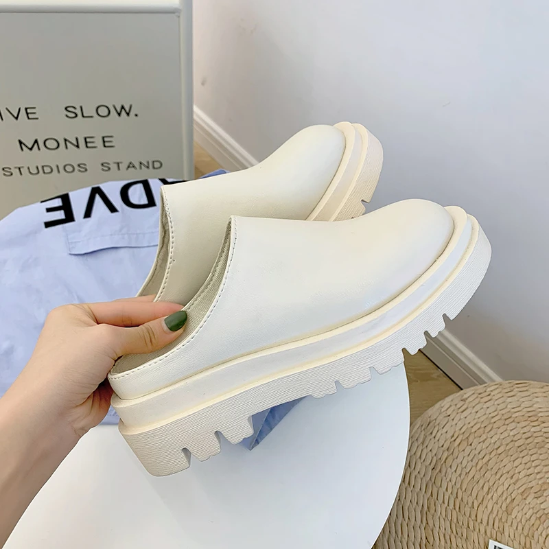 

Туфли женские с закрытым носком, кожаные лоферы, высокий каблук, платформа, мюли, танкетка, черные, лето 2022