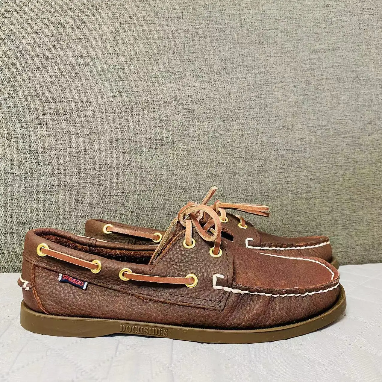 Туфли из натуральной кожи для мужчин и женщин