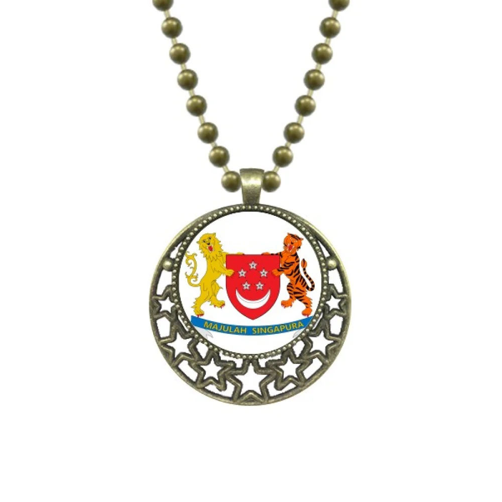 

Singapore Asia National Emblem Pendant Star Necklace Moon Chain Jewelry