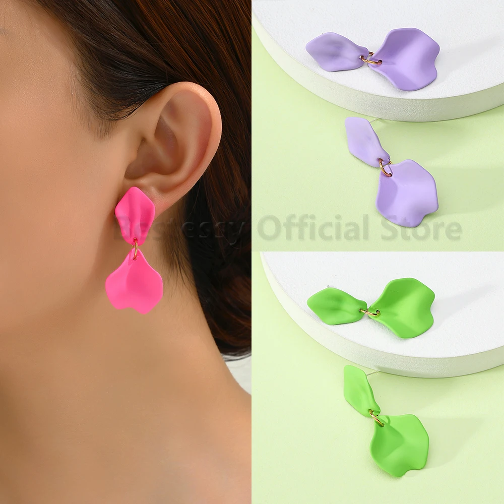 

Elegant Small Flower Petals Earrings For Women Leaf Pendant 2023 Luxury Summer Beach Party Cute Jewelry Macaron Accessories Gift