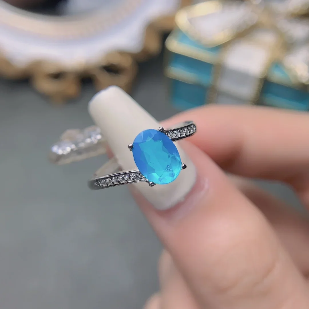 Женское кольцо из серебра 925 пробы с натуральным голубым опалом