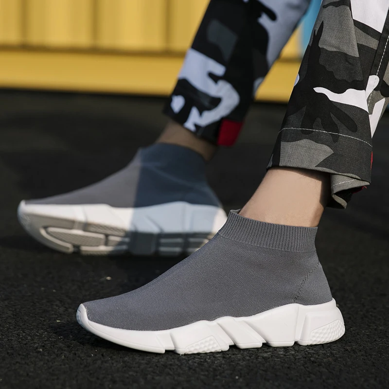 Men's New Unisex Minimal Beach Athletic Footwear Shoes Lightweight Outdoor Leisure Flying Shoes Running Shoes Size 36-46