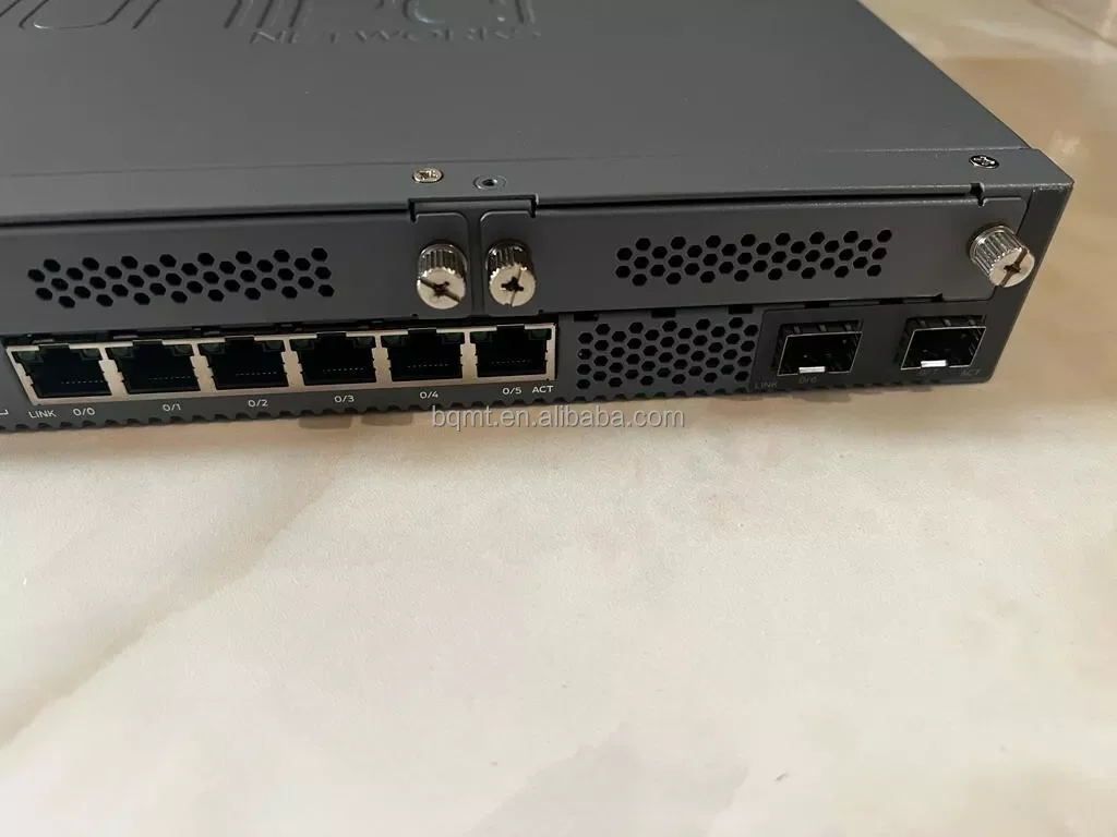 Фото Межсетевой экран Juniper SRX320 Enterprise VPN с 1-летней гарантией, новый, в наличии (SRX320-SYS-JB, SRX320-RMKO) №3