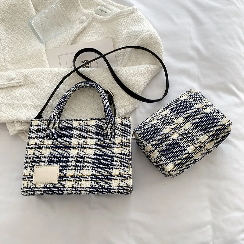 

NEW 2022 bag women's high sense of minority and versatile Plaid Tote Bag Vintage tidal Plaid mother bag Single Shoulder Bag
