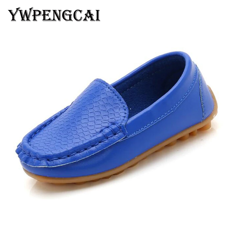

2023 Spring Autumn Children Slip-on Shoes Girls Moccasins Soft PU Leather Dress Shoes Boys Loafers Candy Colords Kids Sneakers