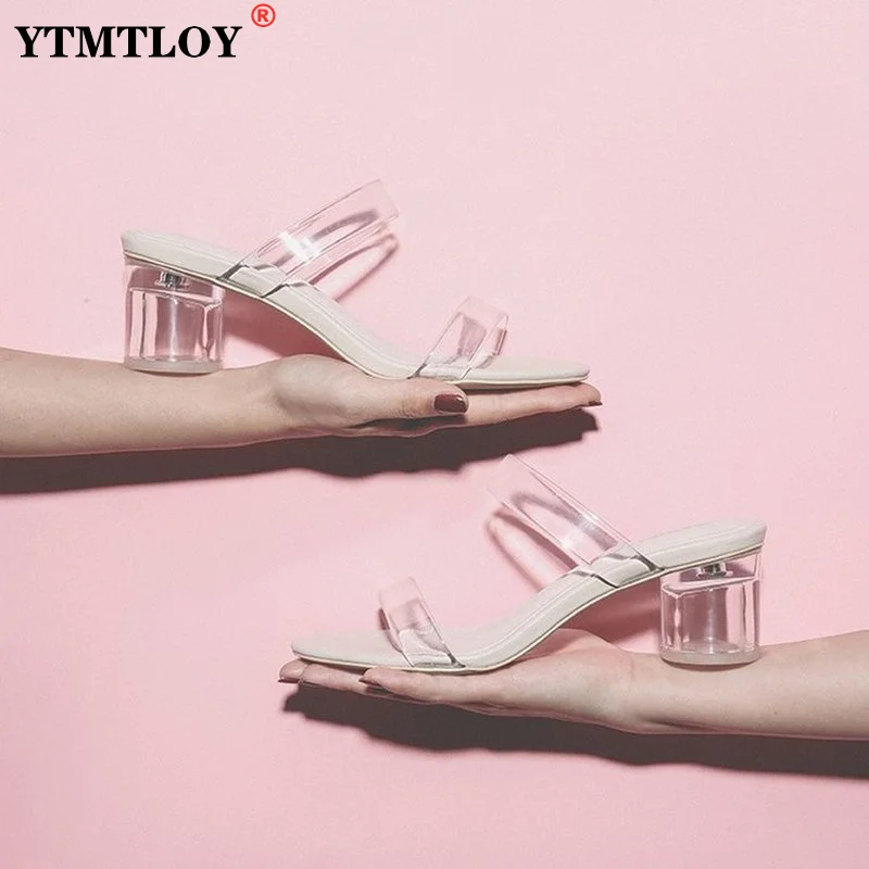 

Стильные сандалии, тапочки для женщин, верхняя одежда, новая летняя модная прозрачная обувь для отпуска на толстом высоком каблуке, симпати...
