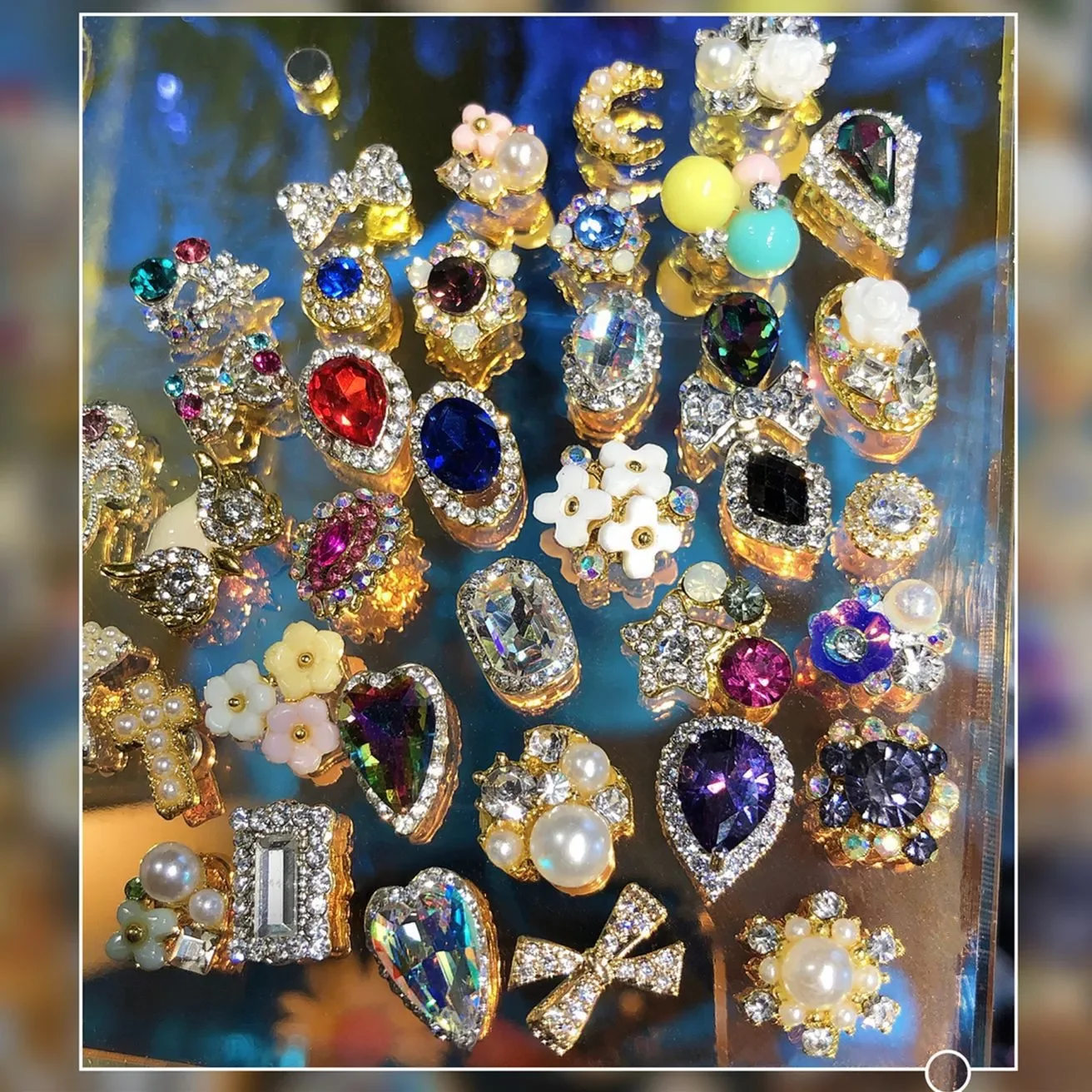 

2022NEW Nail Art Alloy 3D Charms Random Designs In Bulk Designer Charms Crystal Rhinestones Wholesale For DIY Jewelry Gems