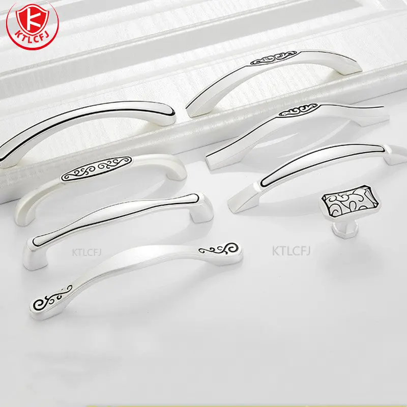 

Simple and Fashionable Cabinet Door Handle Light Luxury Furniture Handle Kitchen Door Knobs Classic Silver Drawing Black Handle