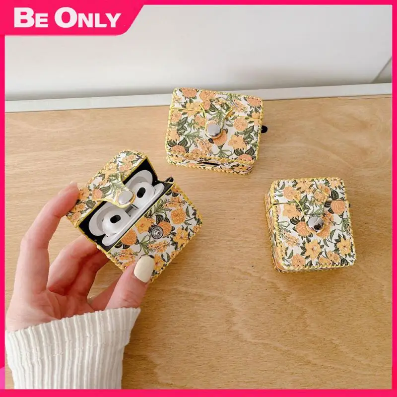 

Beautiful Headphones Fashion Exquisite Electronic Practical Flowers Consumer Electronics Simple Protective Sleeve Yellow