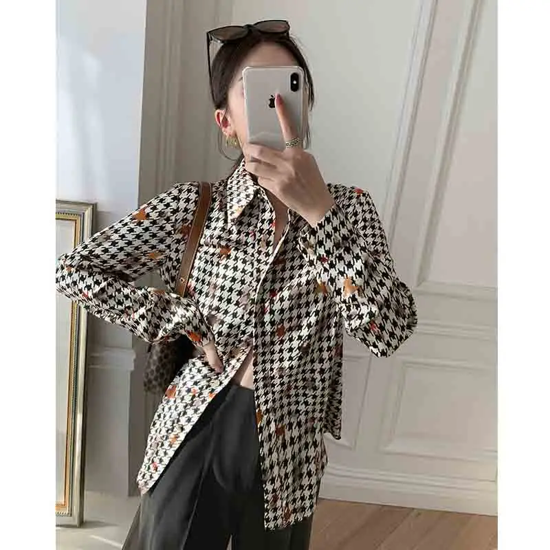 

2022 Spring and Summer Fashion Women's French Long-sleeved Top Shirt Women's Houndstooth Satin Print Street Trendy Shirt Women