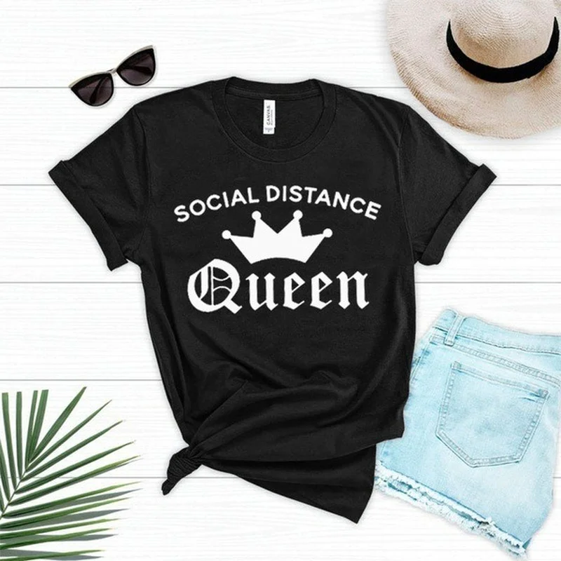 

SOCIAL DISTANCE Queen Print Women T Shirt Short Sleeve O Neck Loose Women Tshirt Ladies Tee Shirt Tops Clothes Camisetas Mujer