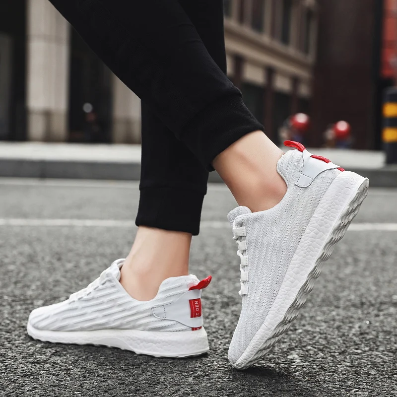 Men's Golf Shoes Large Size Comfortable Lightweight Golf Walking Shoes Mesh Breathable Men's Workout Fitness Sneakers 39-47