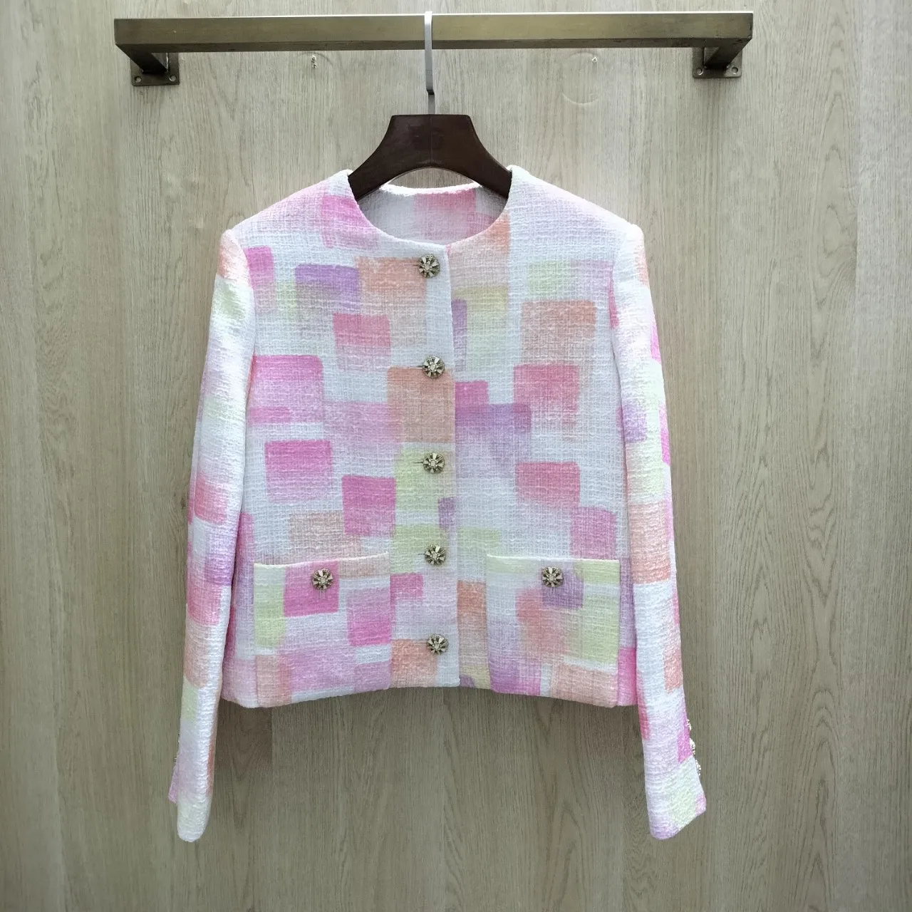 

Thick Tweed Fashion Jacket with Color Patchwork Gradient Color Super White Thin and High Sweetness Style