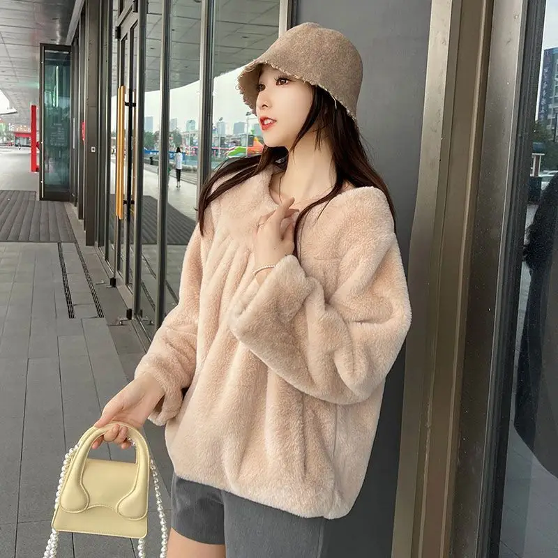 Рисунок 6 - Новый женский пушистый флисовый