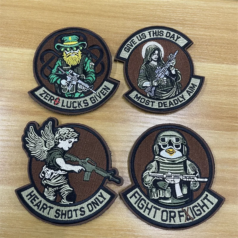 Военный пистолет тактическая нашивка ангел кролик пингвин борьба или полет