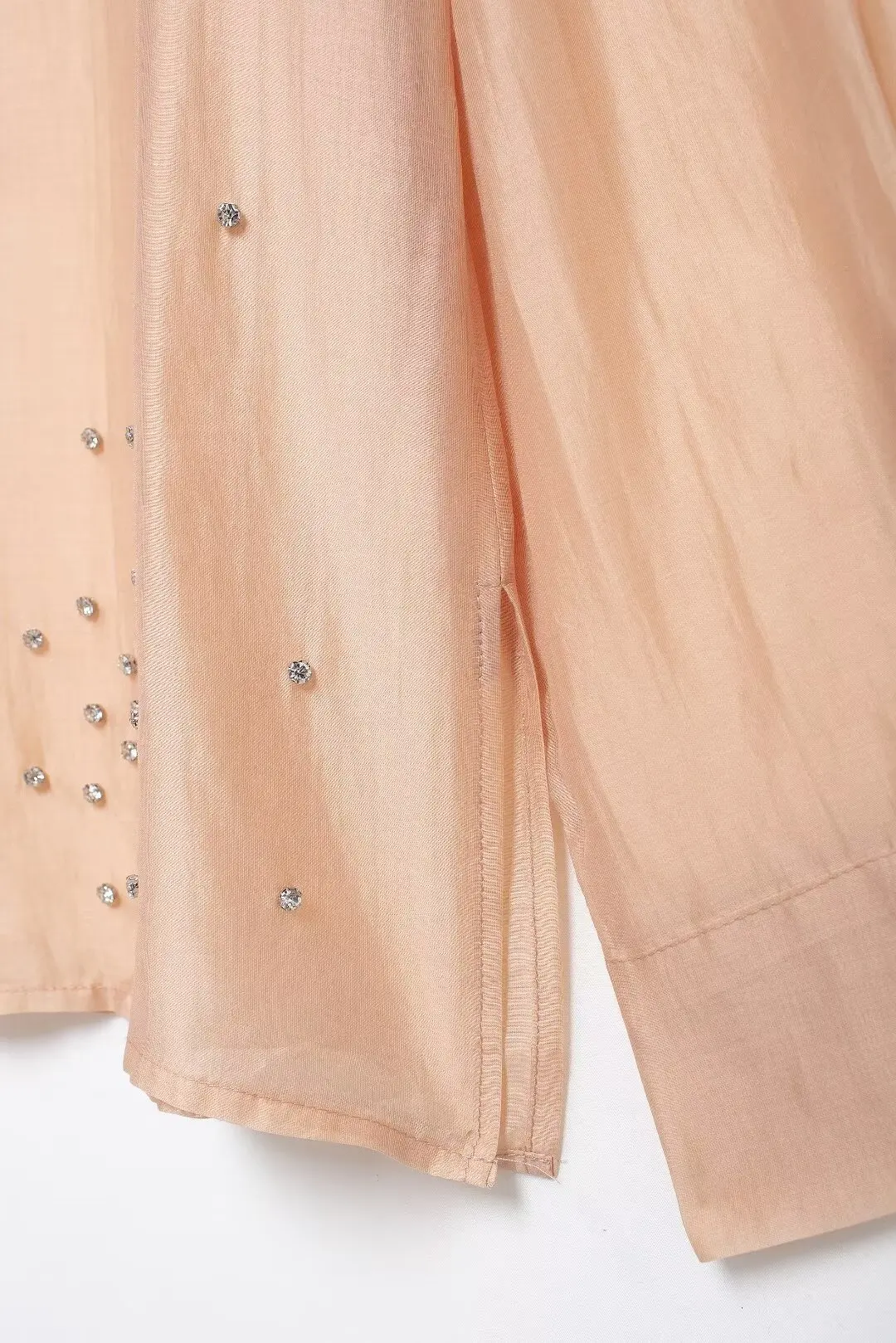 Женская однобортная блузка с длинным рукавом и отложным воротником