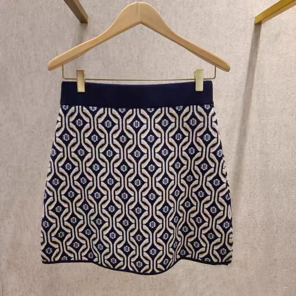 

Women Vintage Jacquard O-Neck Short Sleeve Knitted Top Or Elastic Waist Geometric Pattern Skirt