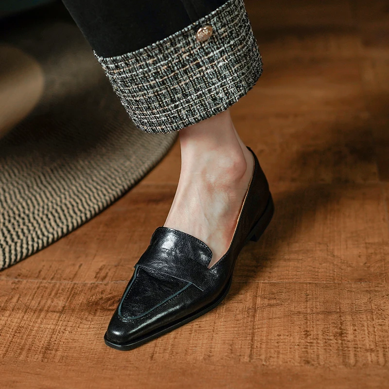 Туфли женские с острым носком элегантная простая обувь из овечьей кожи без