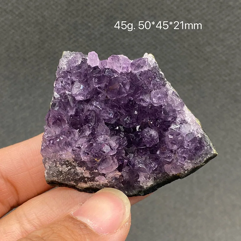 

Коллекционные энергетические бусины из натурального аметиста