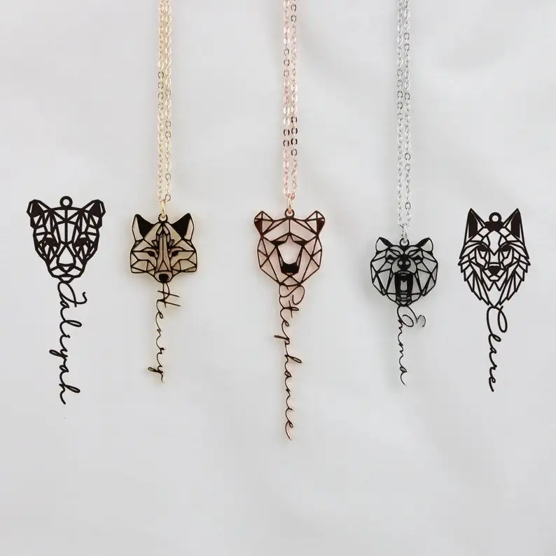 

Custom Animal Necklace with Name Personalized Wolf Fox Bear Dog Lion Geometric Jewelry For Women Memorial Gift BFF Collier Femme