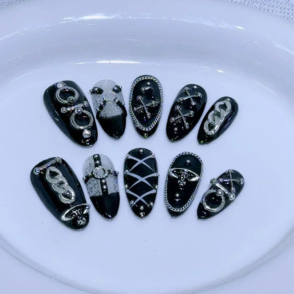 

MINISO Стилето Punk Hello Kitty накладные ногти