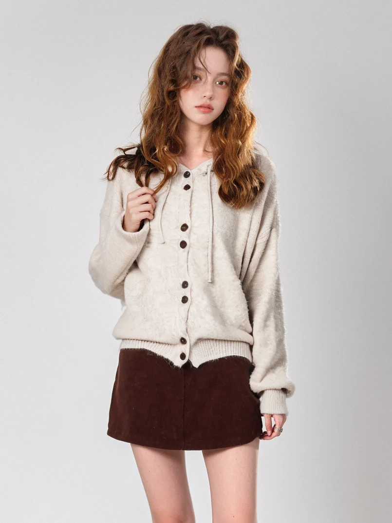 В наличии Кремовый белый кардиган с капюшоном свитер верхняя одежда женская