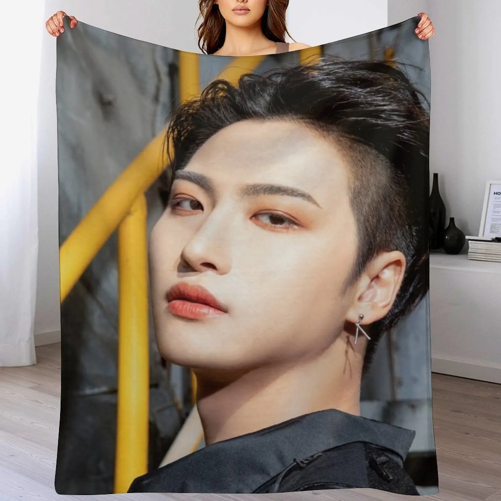 ATEEZ SEONGHWA THE WORLD EP.1 : Плед MOVEMENT GUERRILLA Многоцелевое одеяло в стиле манга Свободные