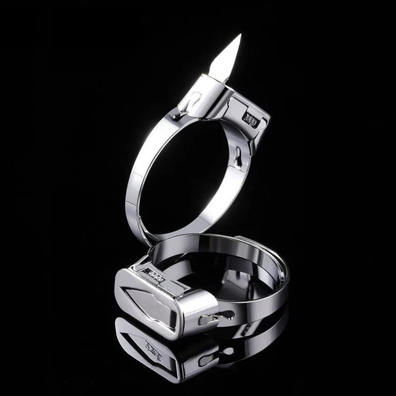 

Fashion Self-defense ring Survival Supplies Men and Women Stainless Steel Anti-wolf Ring Knuckles Edc Weapon defense knife Ring